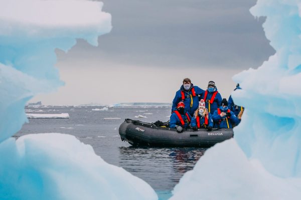 Arriving In Antarctica And The Antarctic Circle – Hand Luggage Only