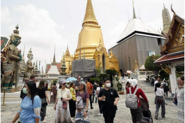 Bangkok Heat Index Soars Beyond 52 Degrees Celsius, Urgent Warning Issued