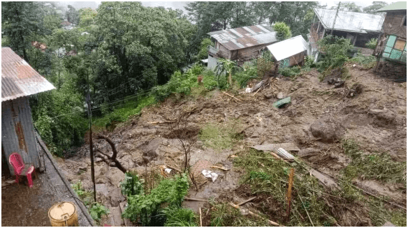 Sikkim Landslides: Tragedy Strikes with 9 Fatalities, Over 1,200 Tourists Rescued as Schools Shut